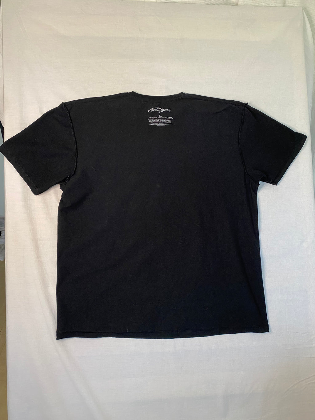T-shirt officiel Rolling Stones North American Tour 1975 réédition 2023 – vue intérieure de dos – seconde main