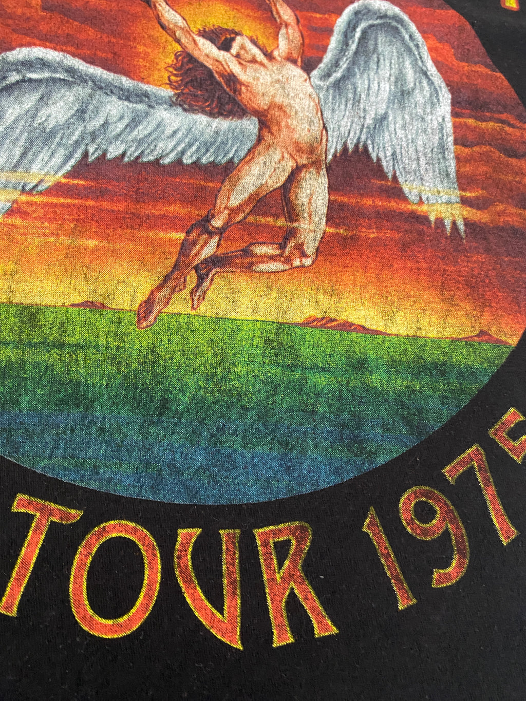 T-shirt Led Zeppelin US Tour 1975 – détail flocage bas vue de face – taille M – seconde main