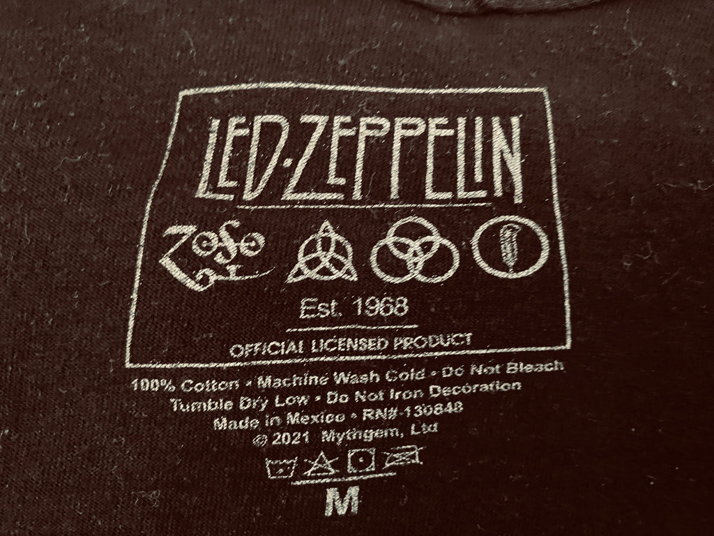T-shirt Led Zeppelin US Tour 1975 – focus étiquette imprimée intérieur – taille M – seconde main