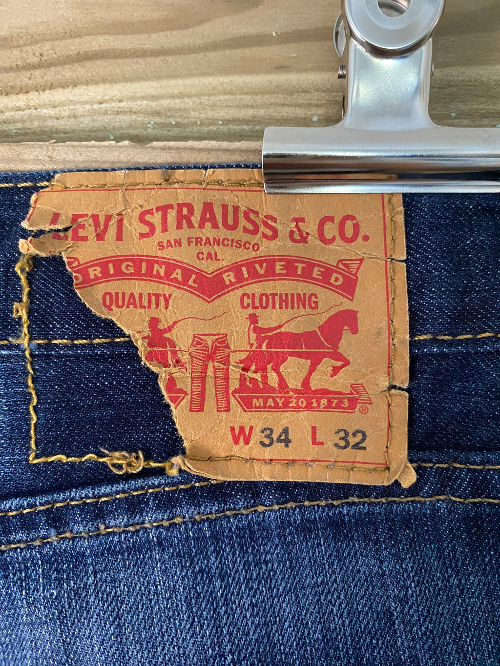Jean Levi's 514 vintage seconde main W34L32 – détail patch vue de dos