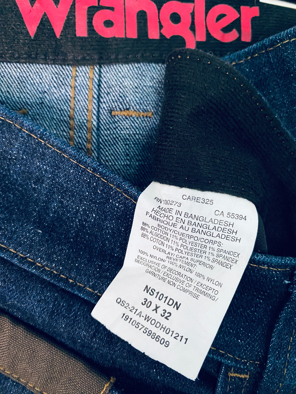 Jean Wrangler ATG All Terrain Gear W30L32 – étiquette matière et taille intérieure