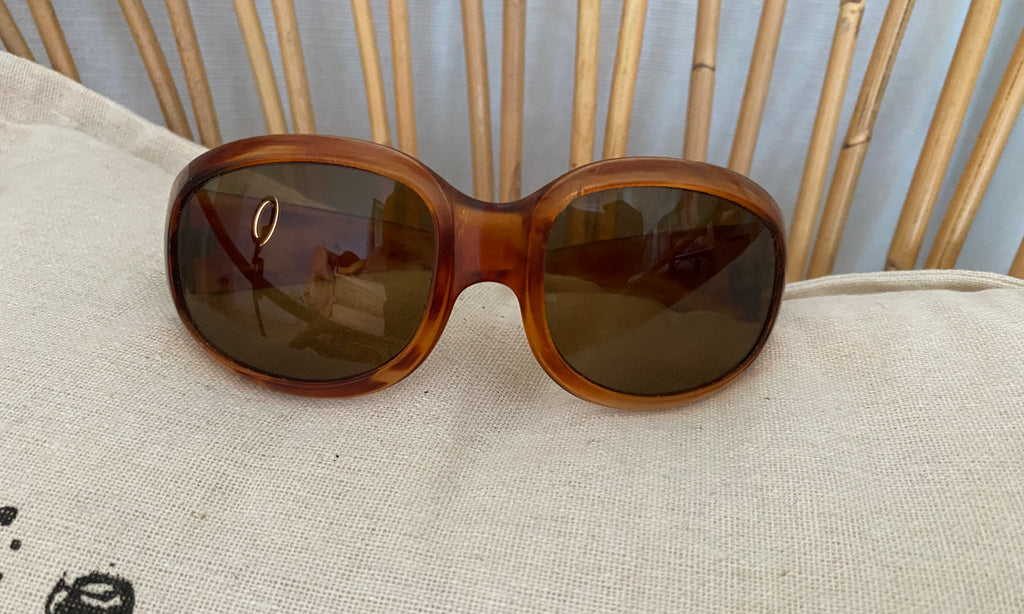  Lunettes de soleil vintage monture écaille orangée verres brun-vert – vue de face – seconde main