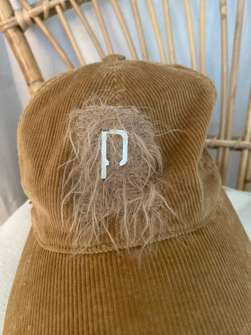 Casquette Paco Rabanne Velours Côtelé Caramel – Plumes & Logo – Seconde Main