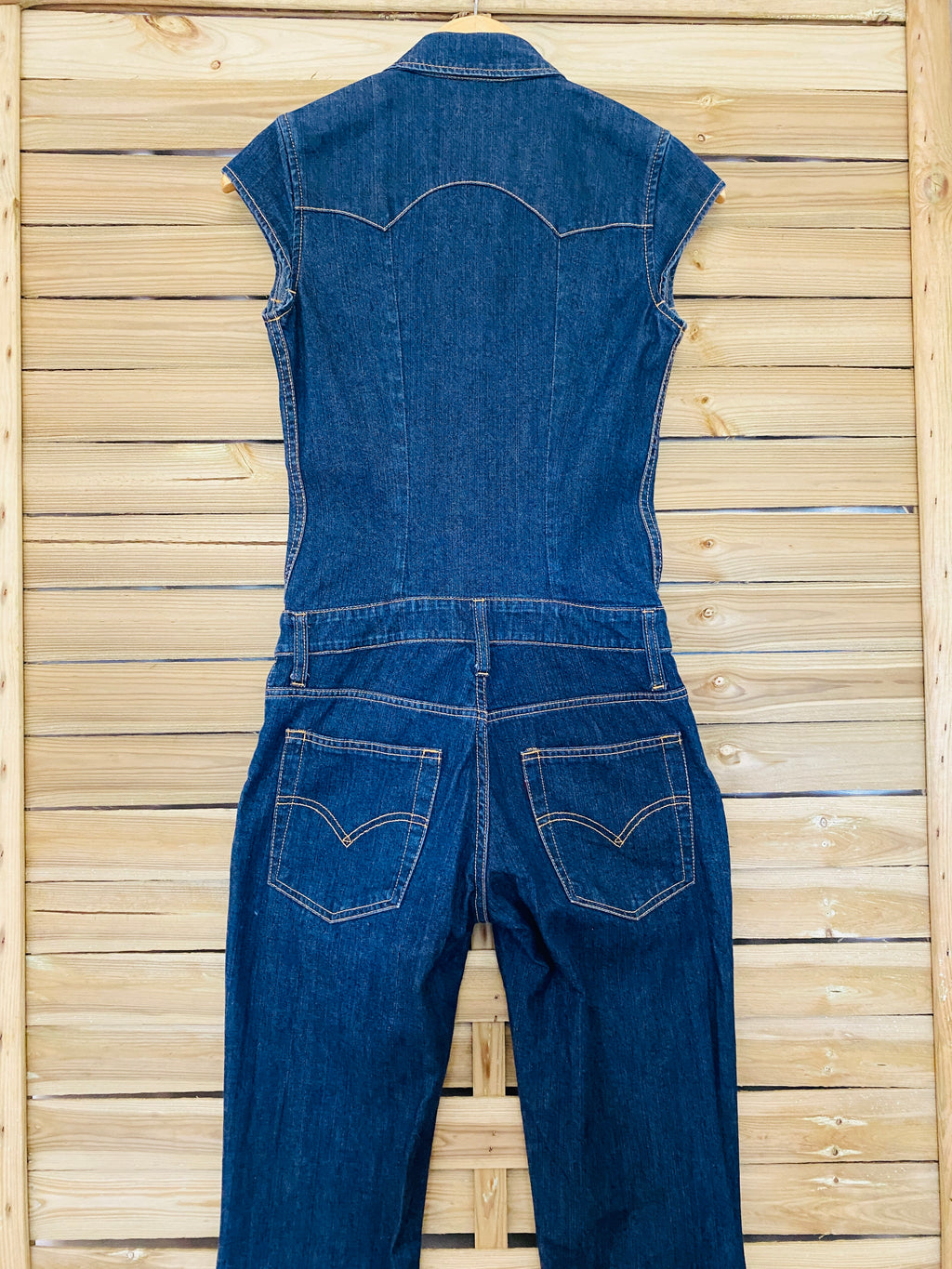 Combinaison jean Levi's dégriffée – vue intégrale de dos bassin ouvert – taille 32/34 – seconde main