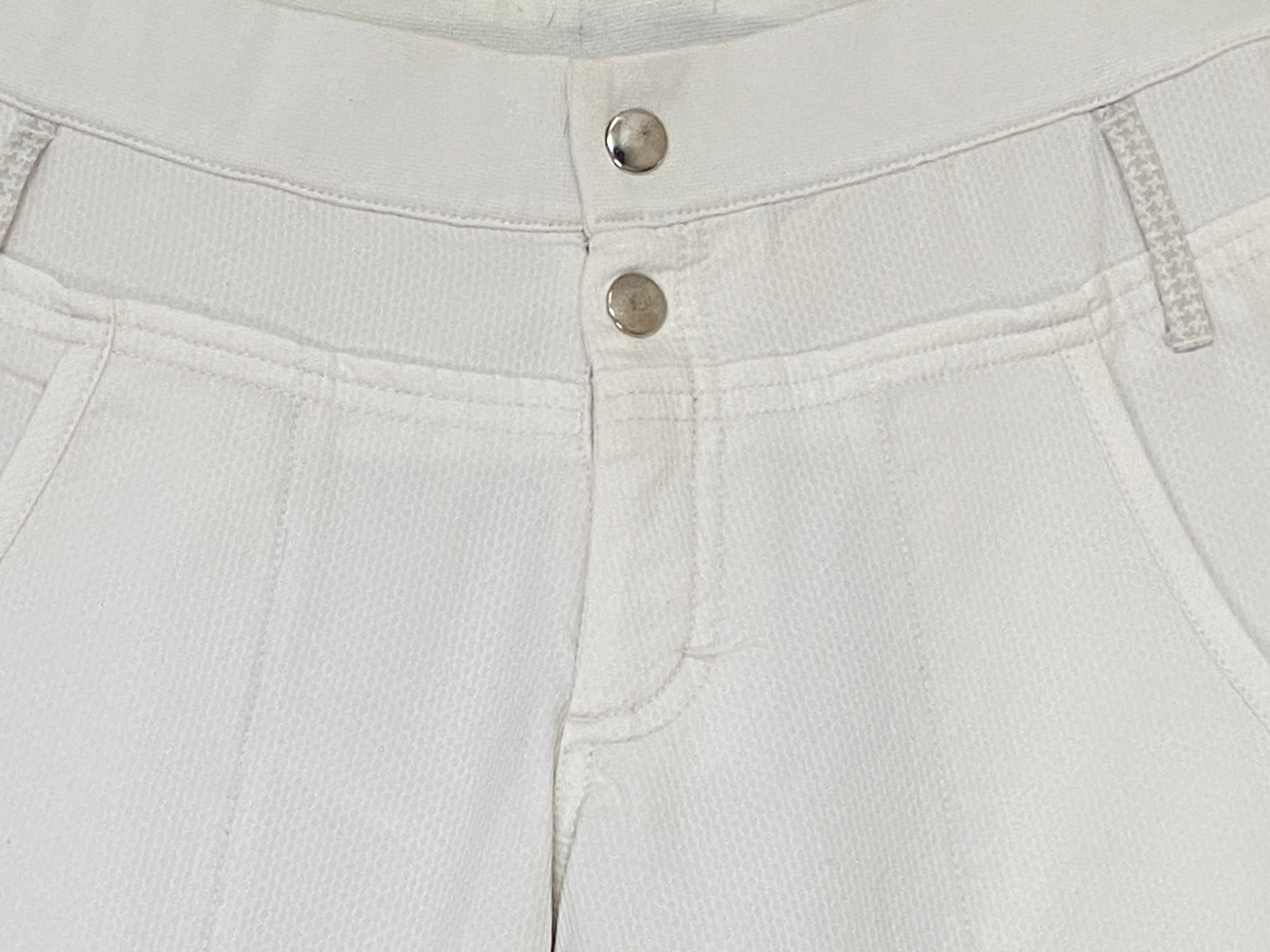 Pantalon Nike Sphere Dry taille basse – détail ceinture face