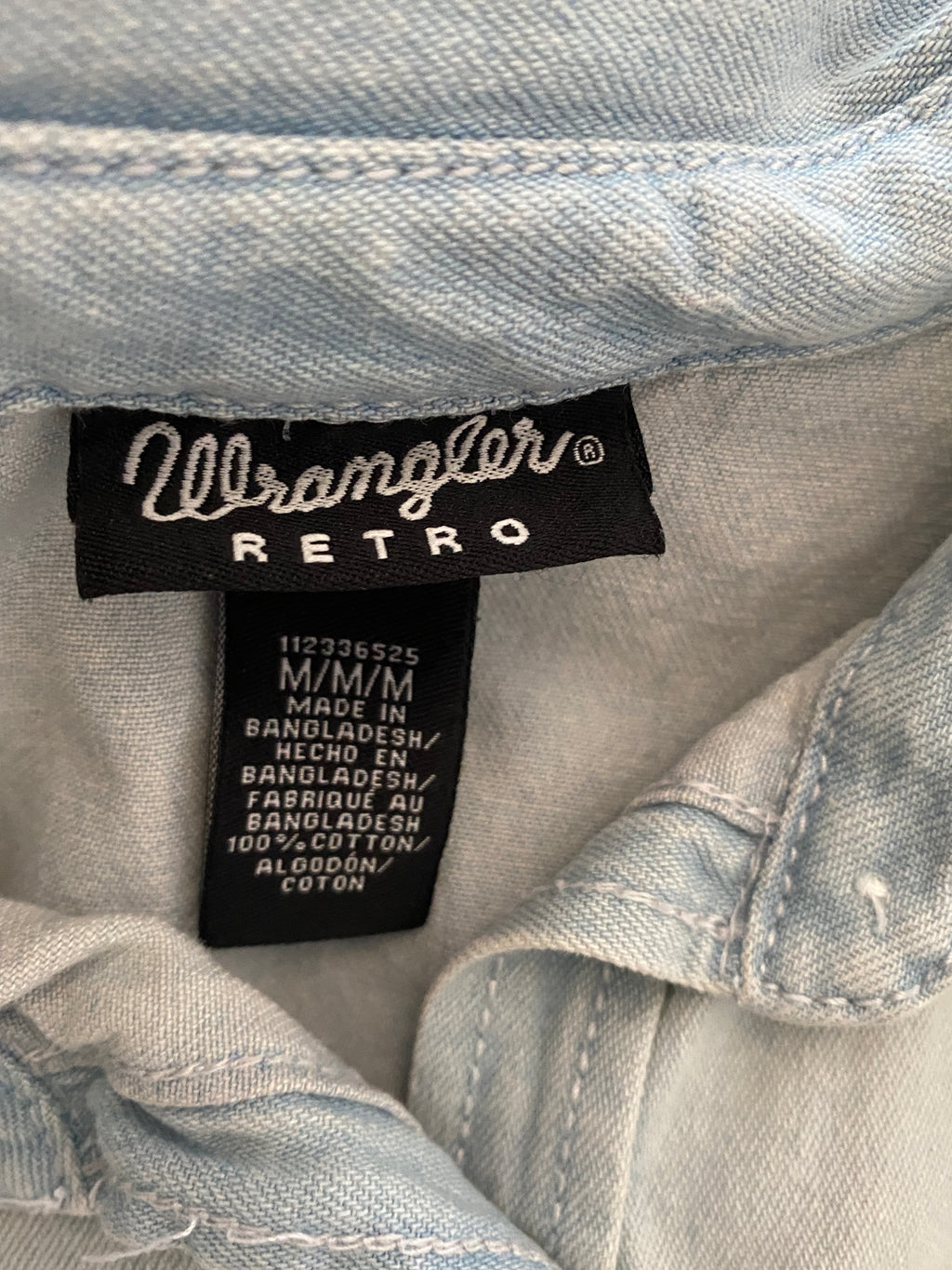 Chemise en jean Wrangler Retro seconde main – étiquette marque taille et composition 100% coton