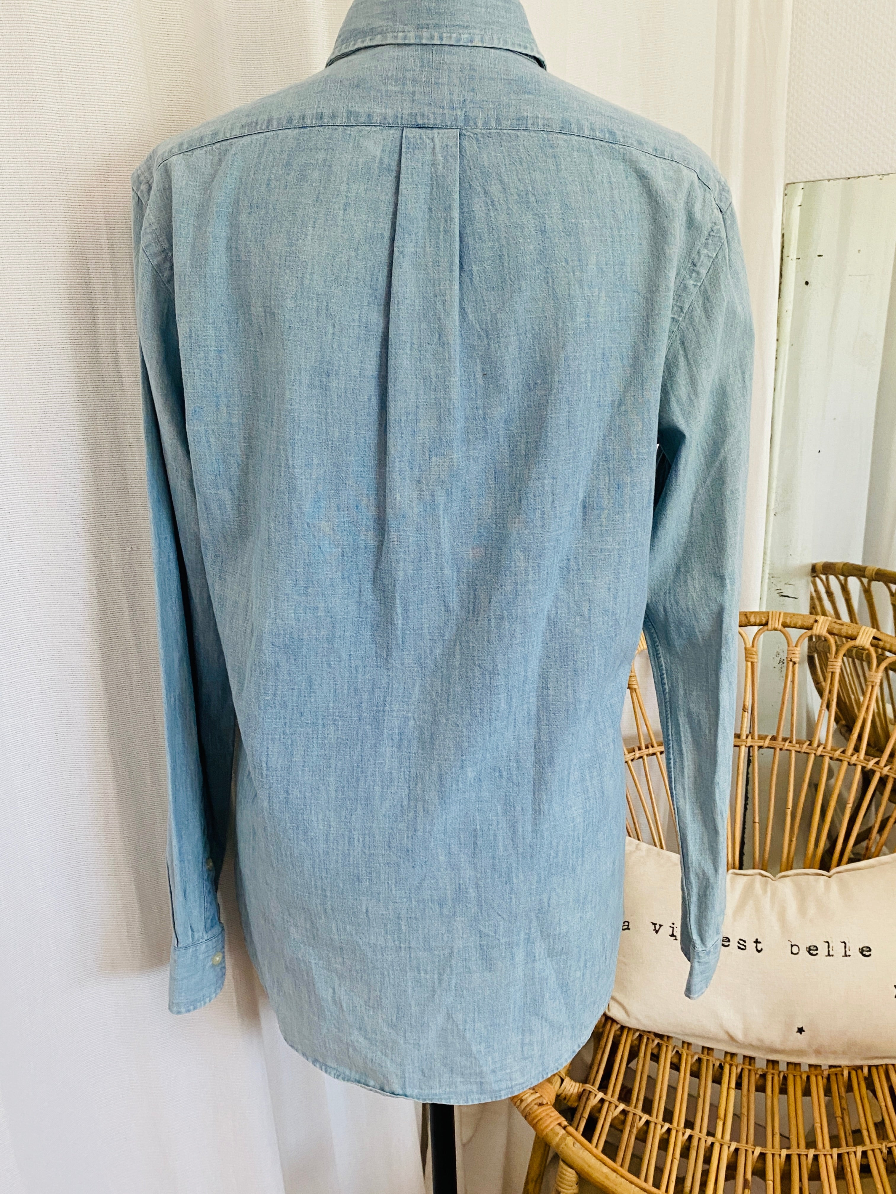 Chemise Ralph Lauren Classic Fit chambray bleu ciel T.S seconde main – vue de dos
