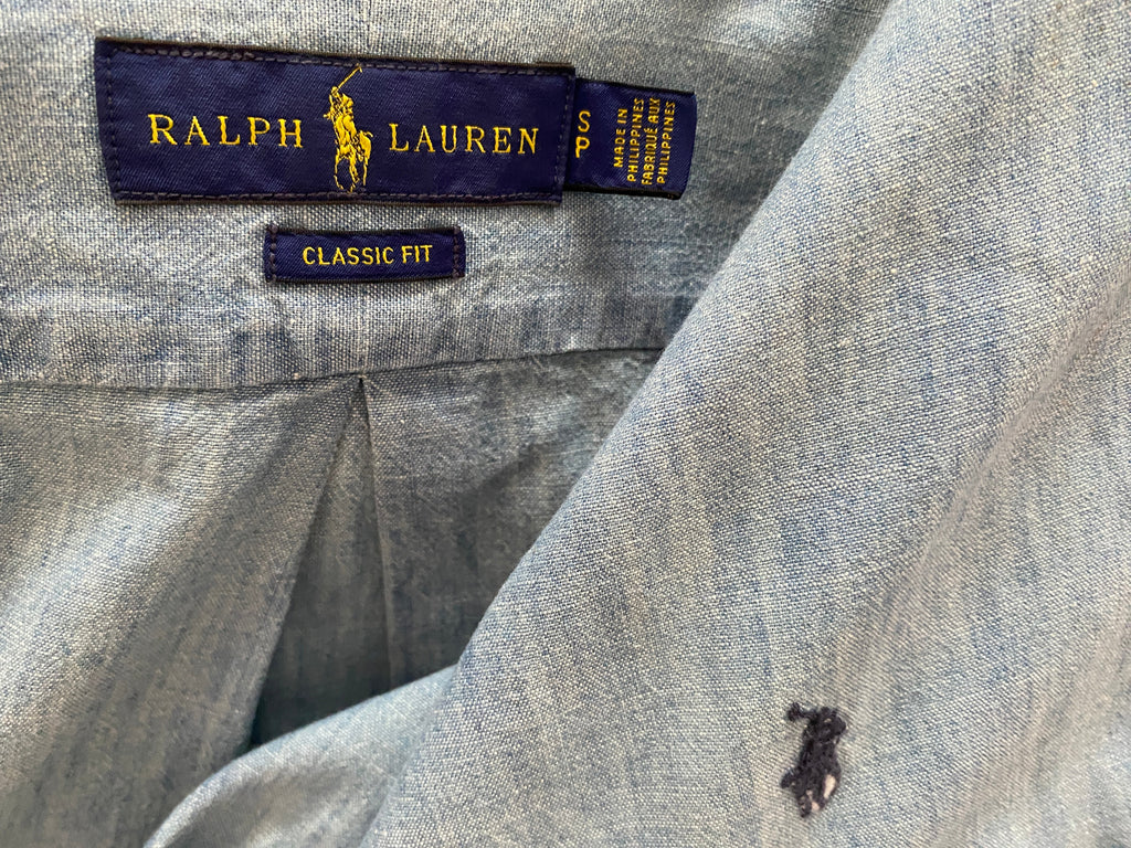 Chemise Ralph Lauren chambray bleu ciel seconde main – étiquette marque Classic Fit taille S