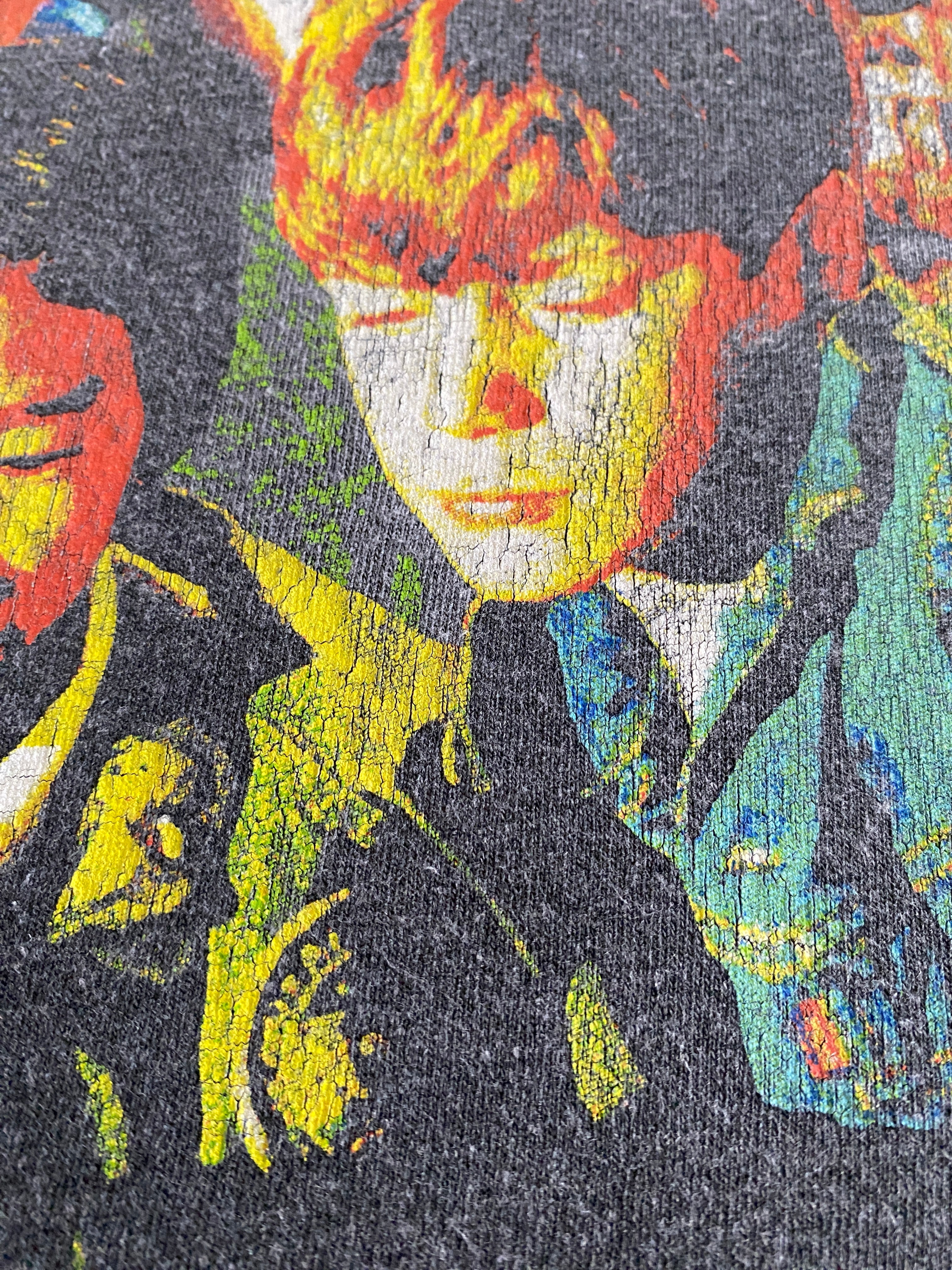 T-shirt vintage The Goonies seconde main – détail personnages du film flocage craquelé