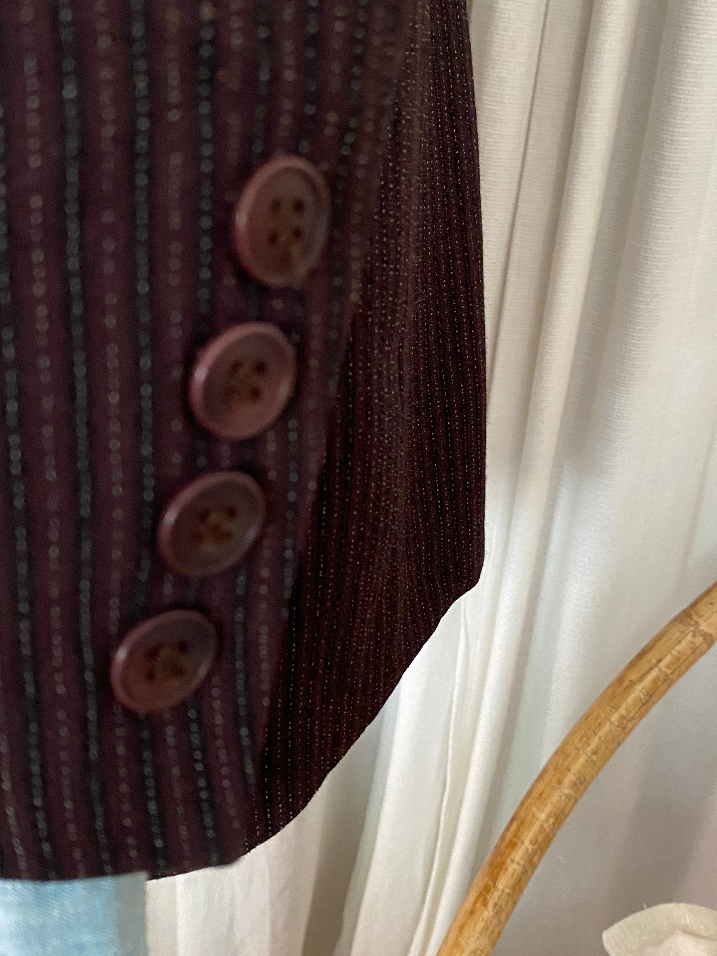 Blazer long Più & Più seconde main – détail boutons manche