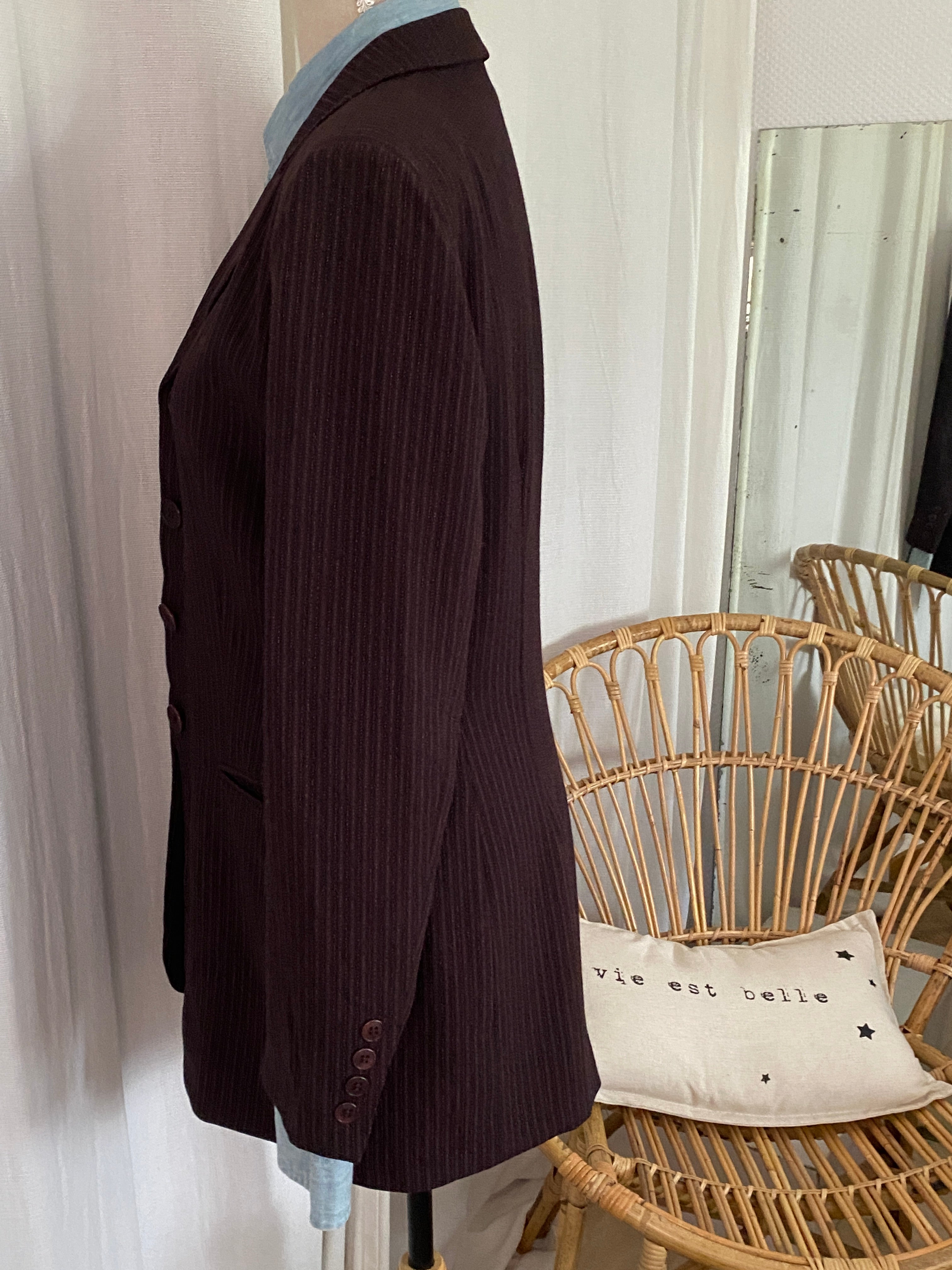 Blazer long Più & Più rayé bordeaux T.38-40 seconde main – vue latérale