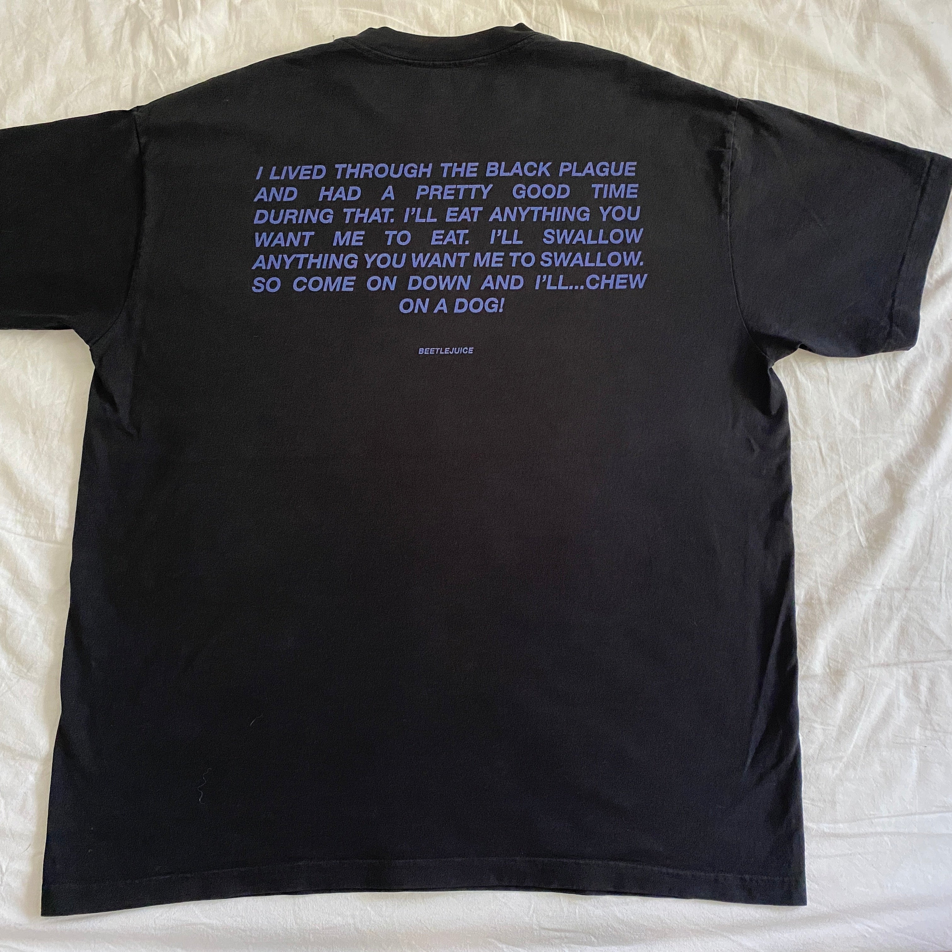 → T-shirt Beetlejuice Dumbgood noir – vue de dos intégrale, taille XL