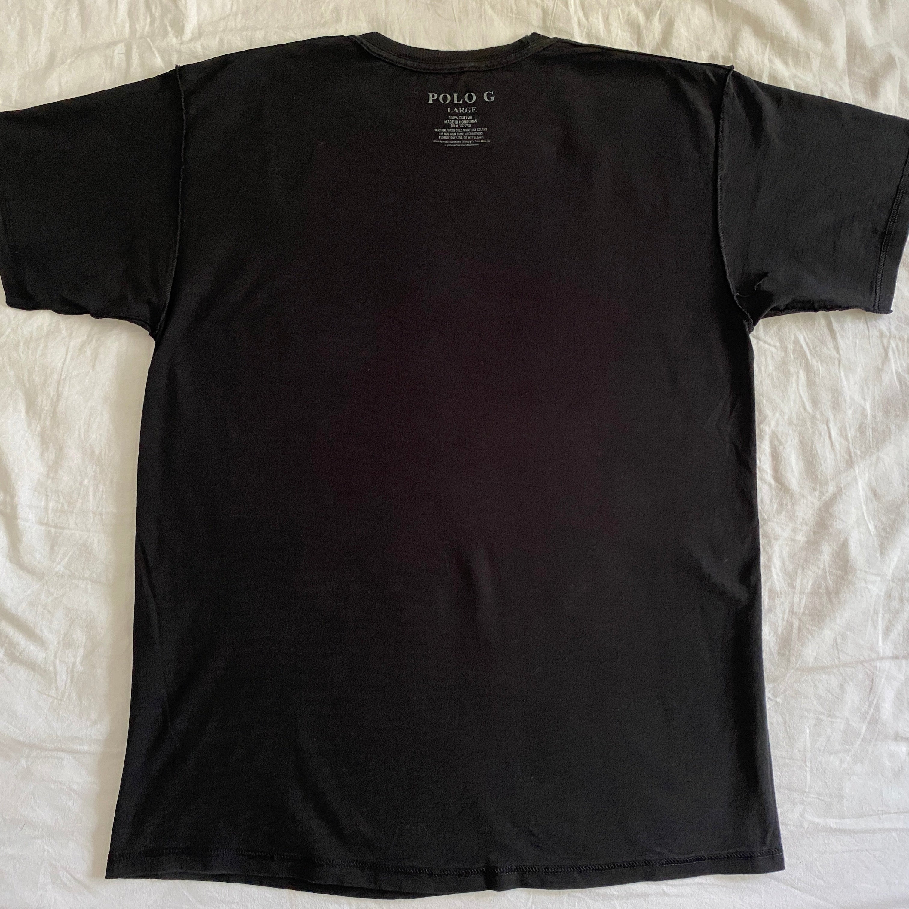 T-shirt Polo G The Goat – vue intérieure intégrale, col et finitions