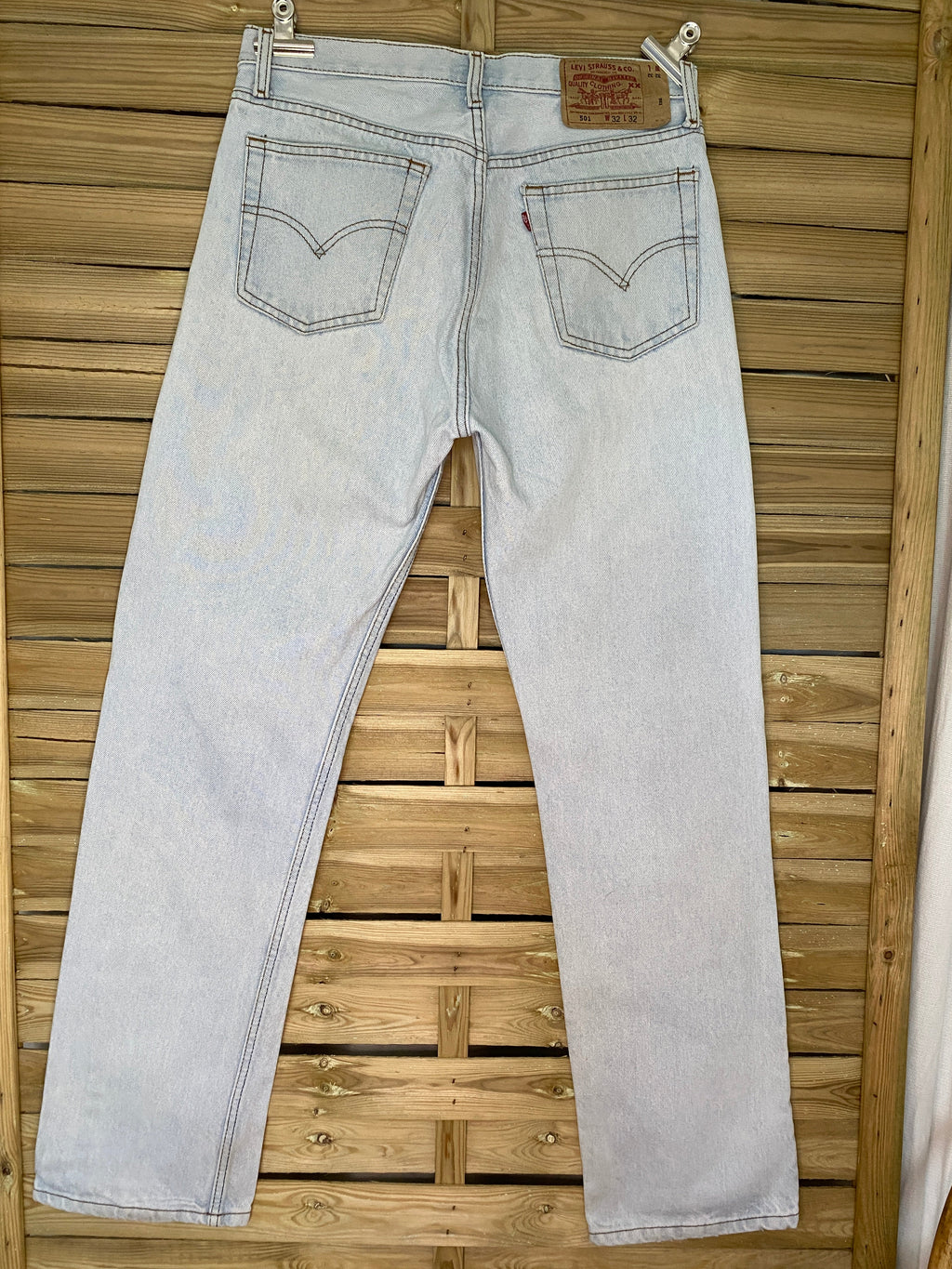 Levi's 501 W32 L32 light wash vintage 1993 – vue de dos intégrale, coupe droite