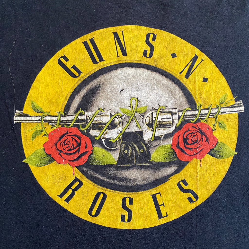 -shirt vintage Guns N' Roses – vue de face et détail flocage central bullet circle