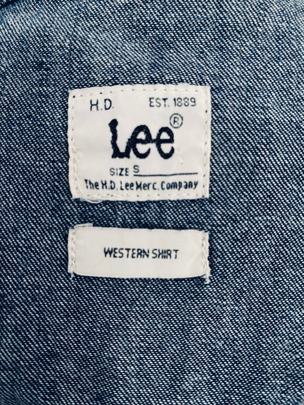 Étiquette intérieure Lee H.D. Est. 1889 – Western Shirt taille S – The H.D. Lee Merc. Company