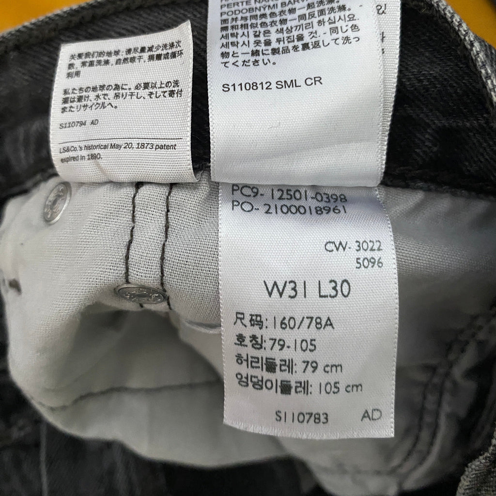 Levi's 501 – détail étiquettes taille W31 L30 et composition