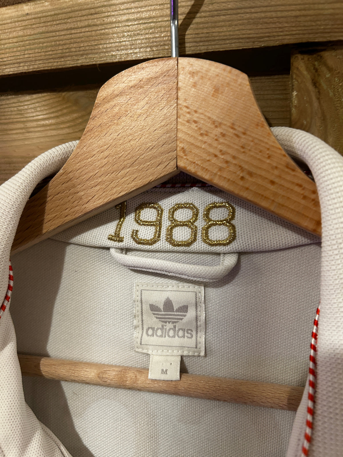 Veste Adidas Russie – Beige & doré – Licence FIFA – Taille M
