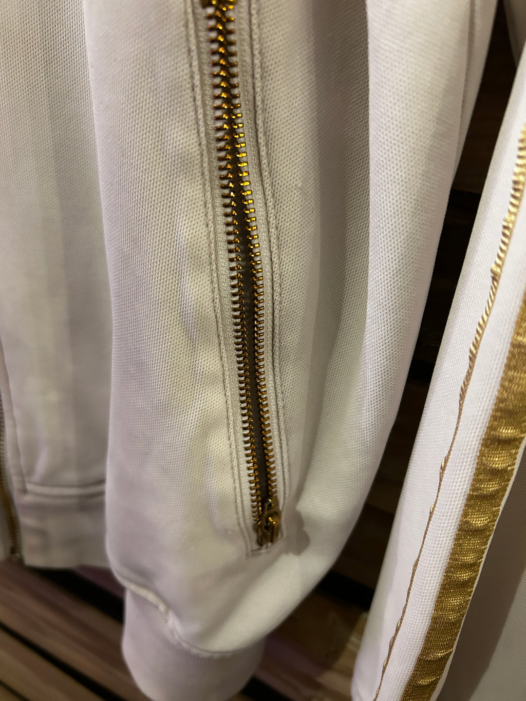 Veste Adidas Russie – Beige & doré – Licence FIFA – Taille M