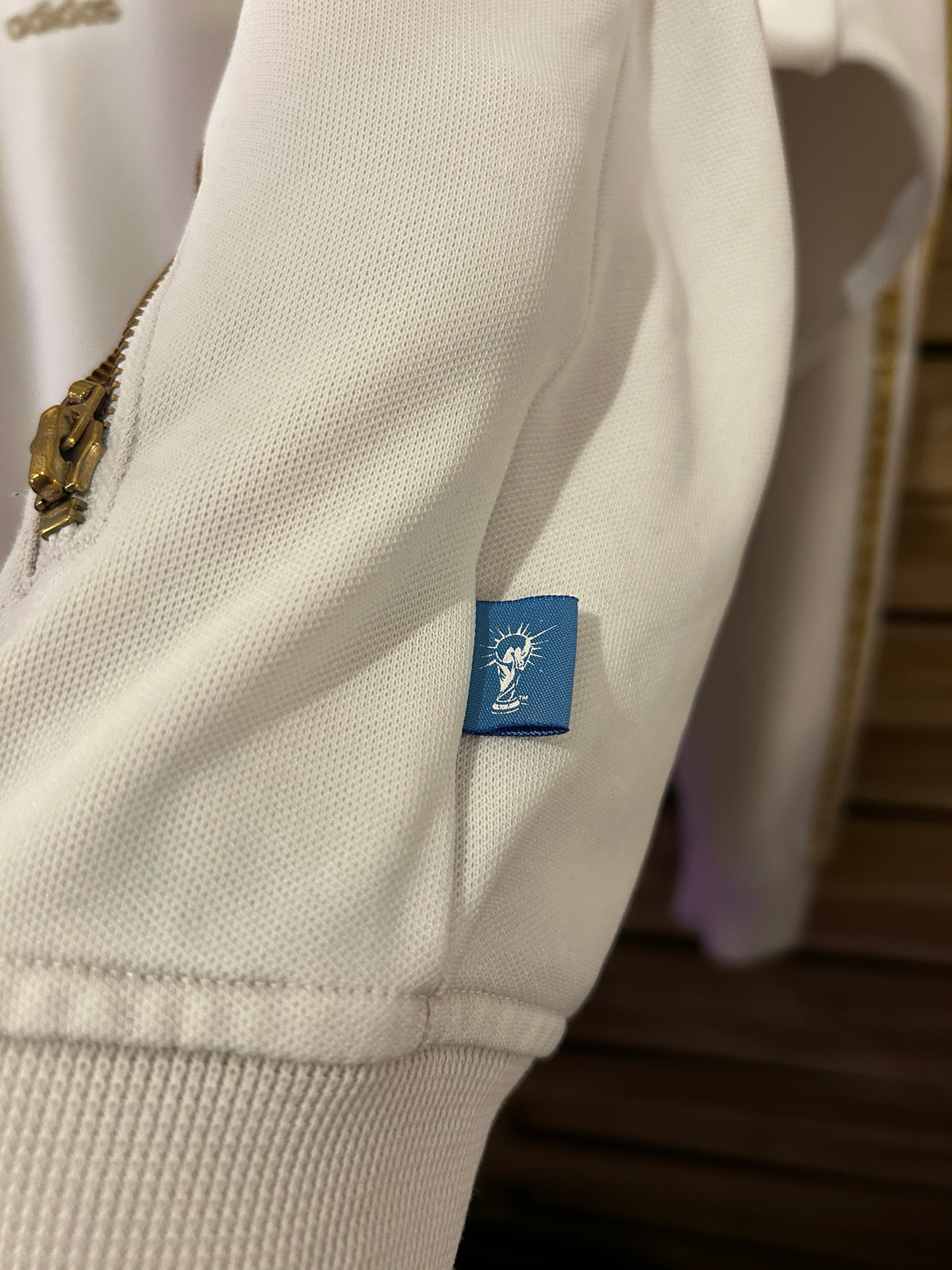 Veste Adidas Russie – Beige & doré – Licence FIFA – Taille M